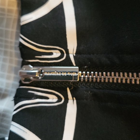 Mannered de Voir Sketch Silhouette Bodycon Dress - Picture 5 of 5